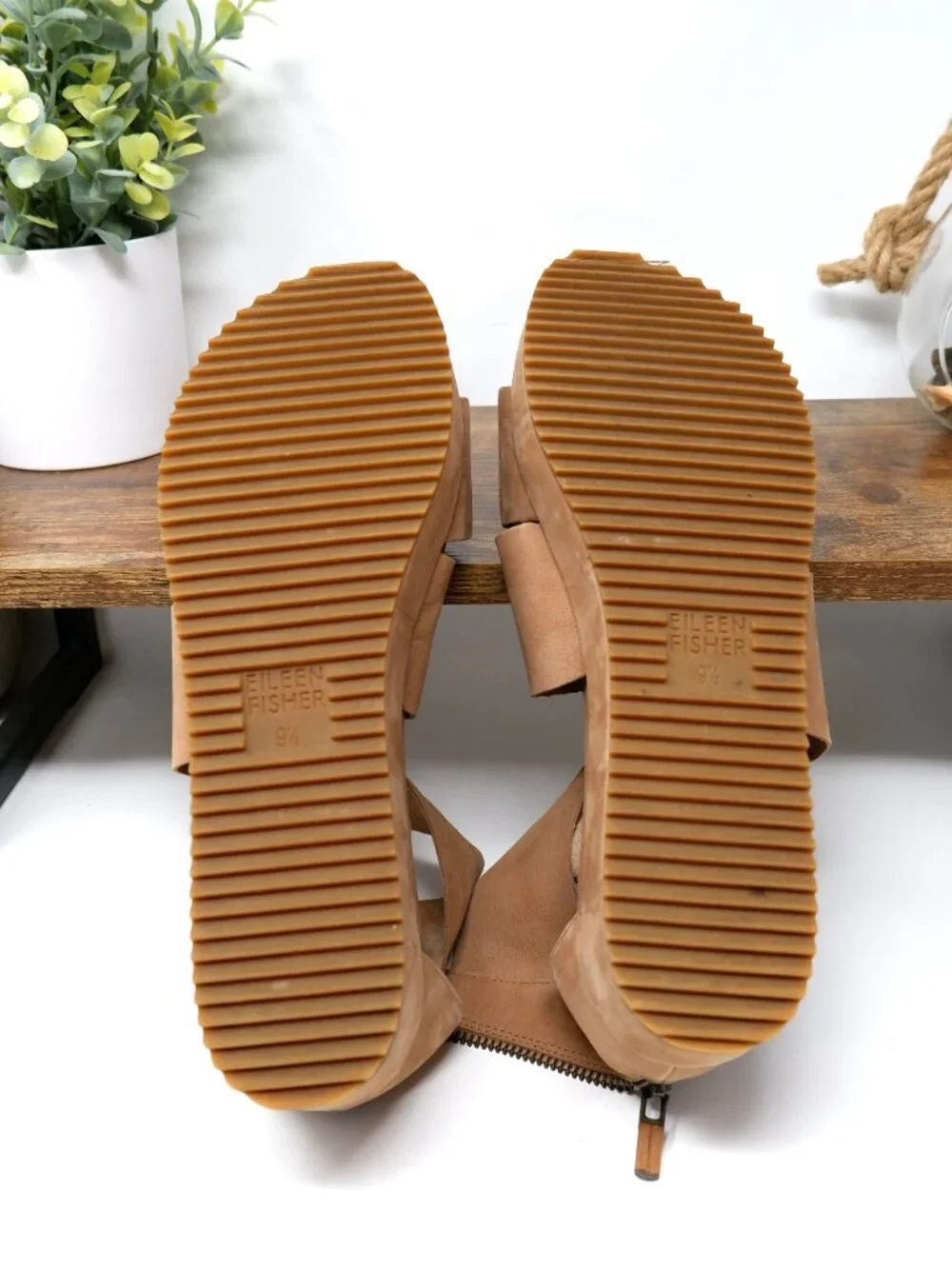 Eileen Fisher Elon Tan Leather Platform Crisscross Wedge Sandal Size‎ 9.5